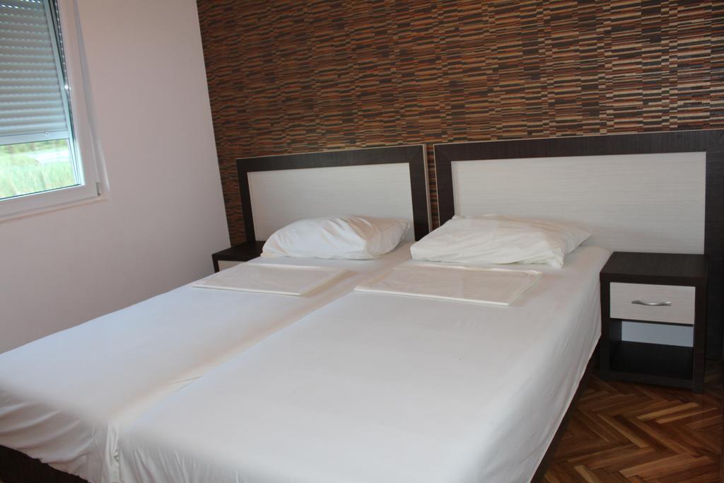 Novi Apartments Herceg Novi Pokoj fotografie